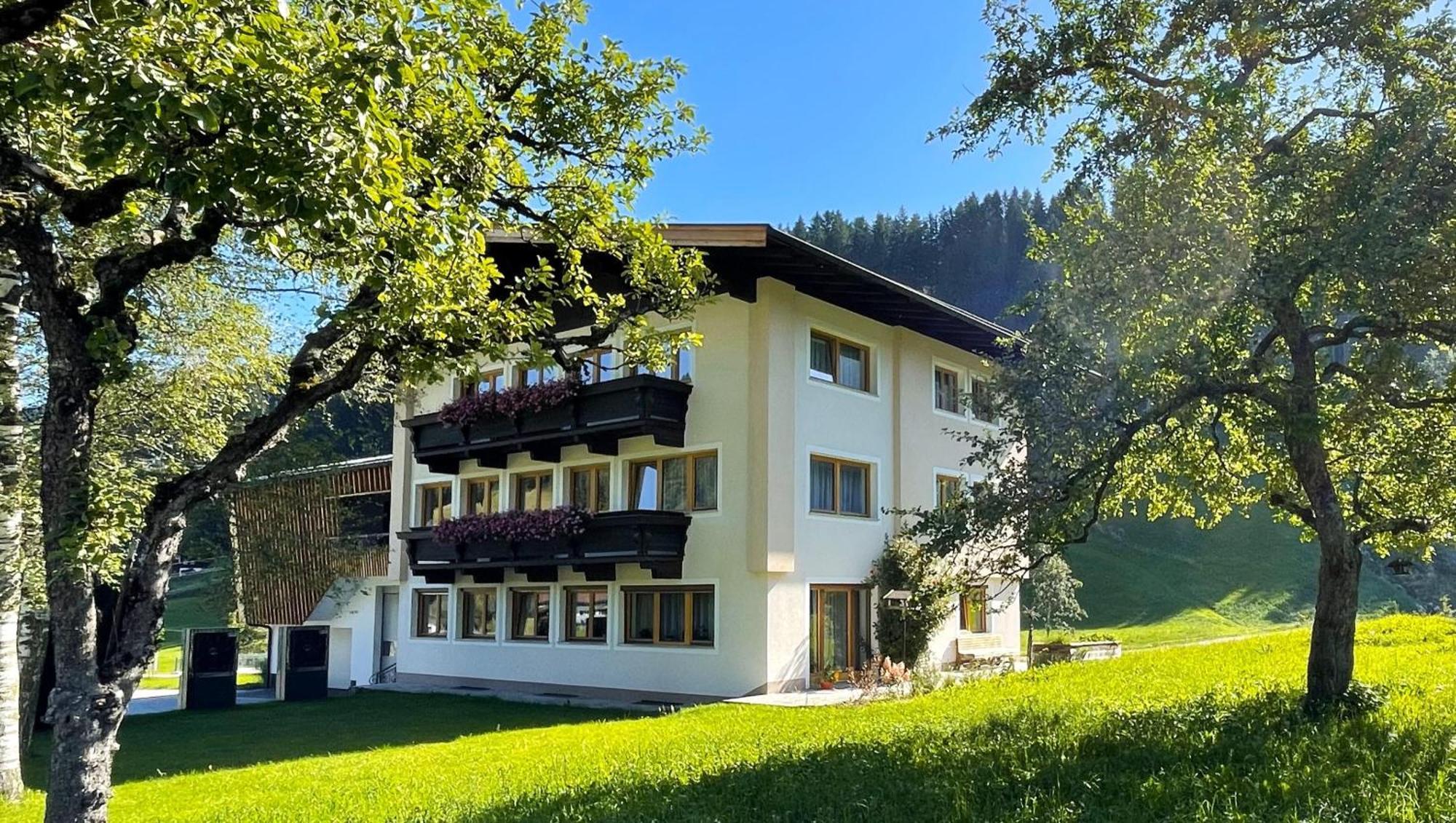 Gaestehaus Fohringer Kelchsau ภายนอก รูปภาพ