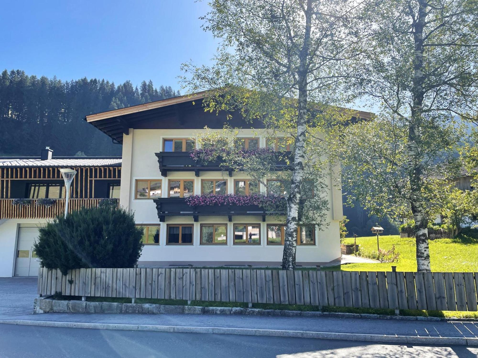 Gaestehaus Fohringer Kelchsau ภายนอก รูปภาพ