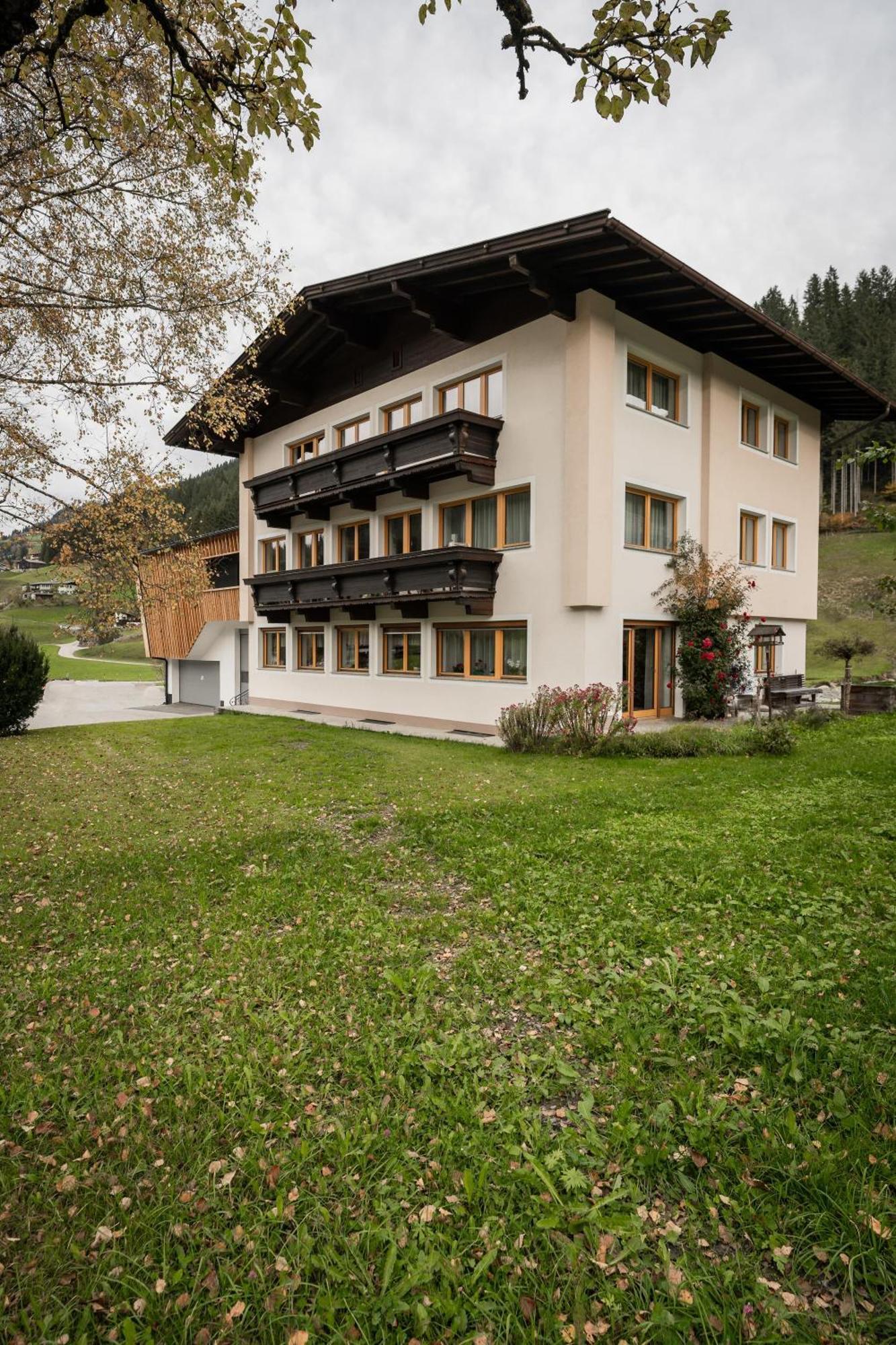 Gaestehaus Fohringer Kelchsau ภายนอก รูปภาพ